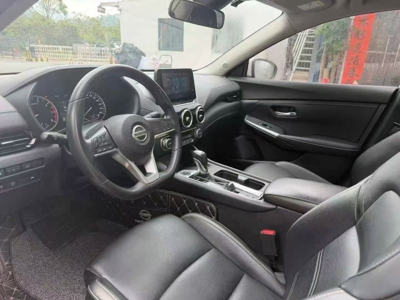 湛江22年日产轩逸5