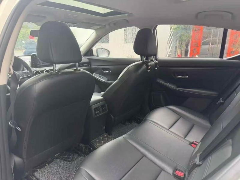 湛江22年日产轩逸6