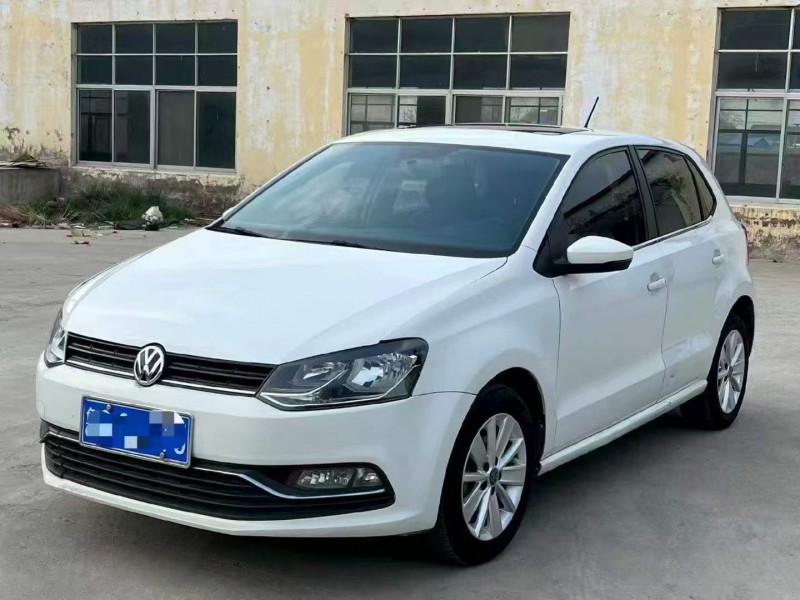 济宁17年大众polo2