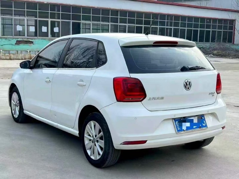 济宁17年大众polo8