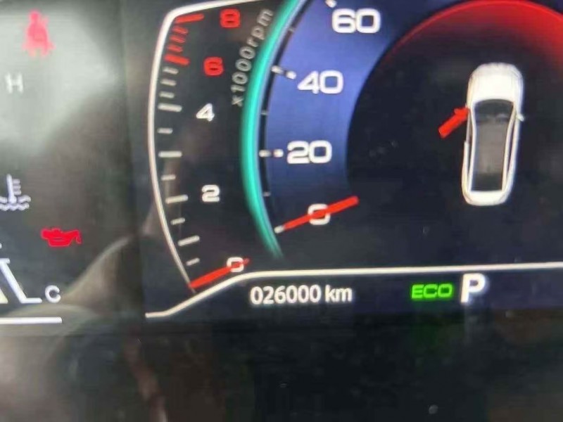 张家界22年东风奕炫3