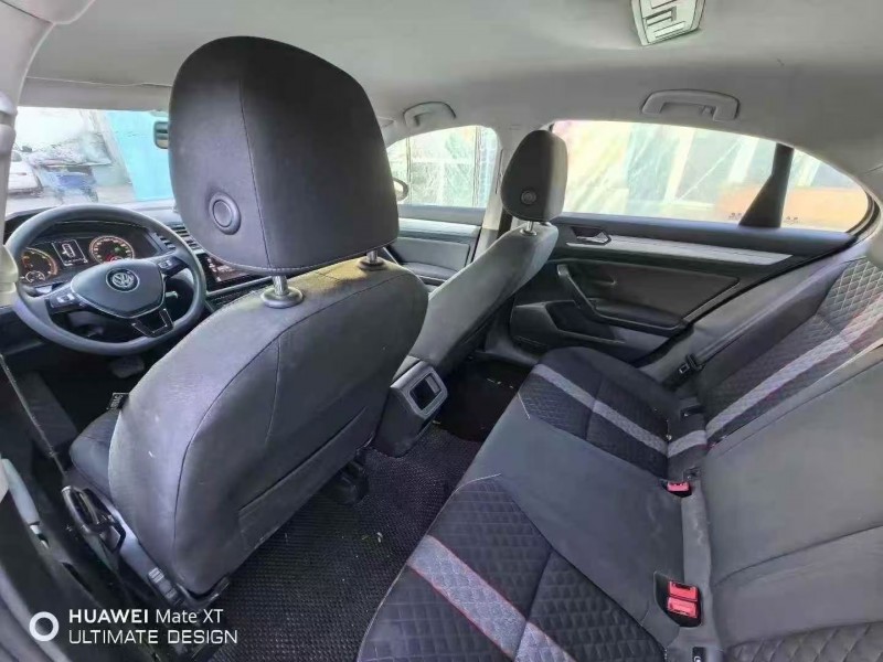 巴彦淖尔22年大众凌渡4