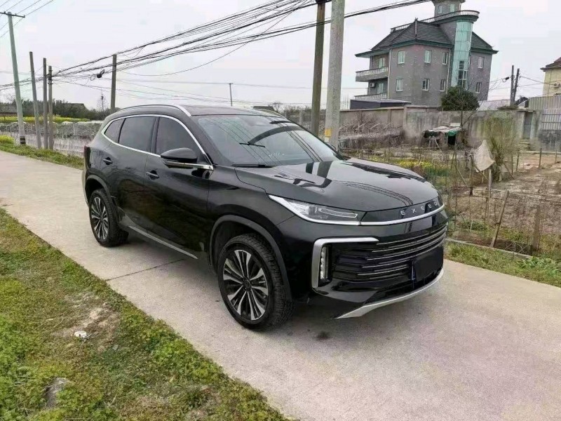 绍兴24年奇瑞星途2