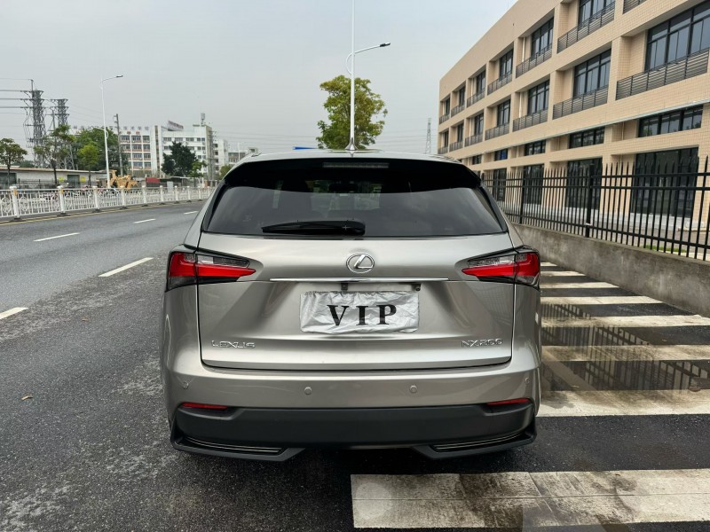 广州15年雷克萨斯NX8