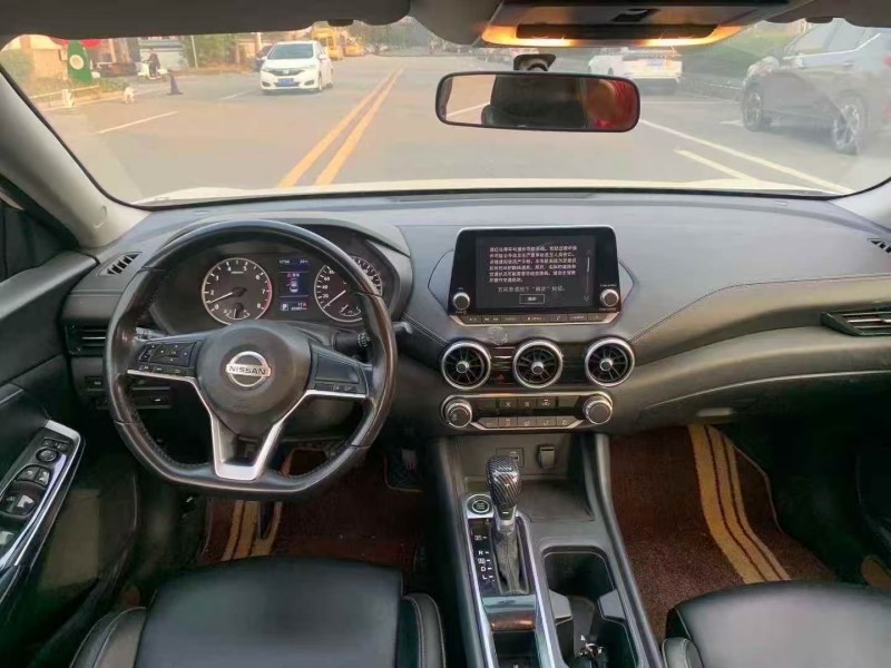 湛江20年日产轩逸6