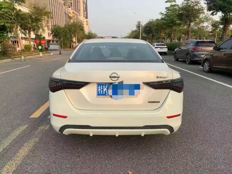 湛江20年日产轩逸8