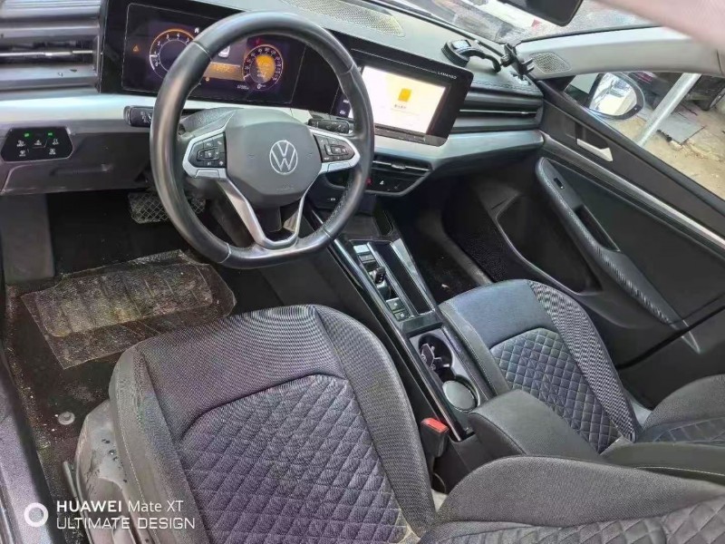 鄂尔多斯22年大众凌渡3