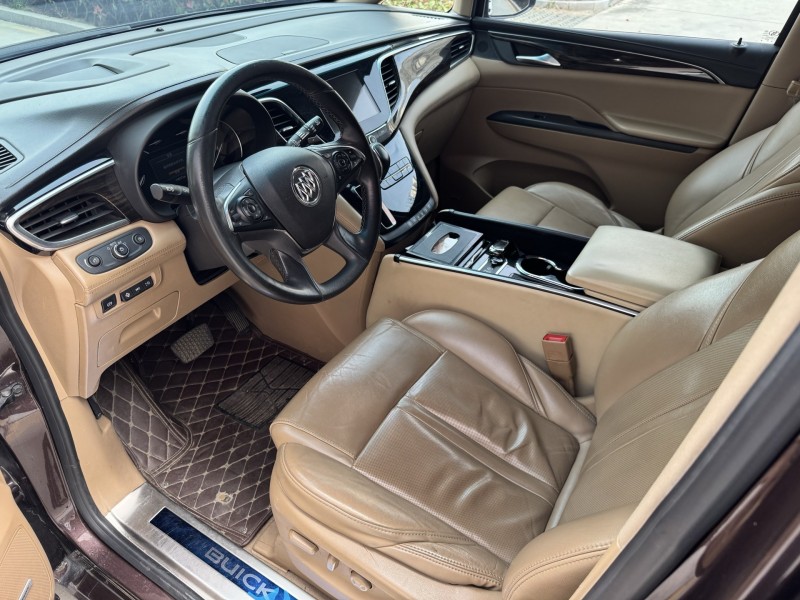 济宁19年别克GL86