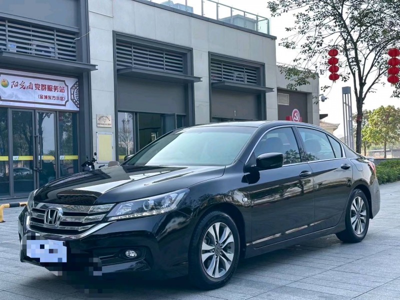 广州14年本田雅阁2