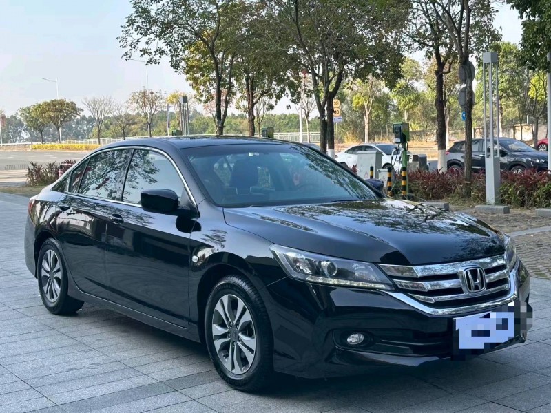 广州14年本田雅阁3