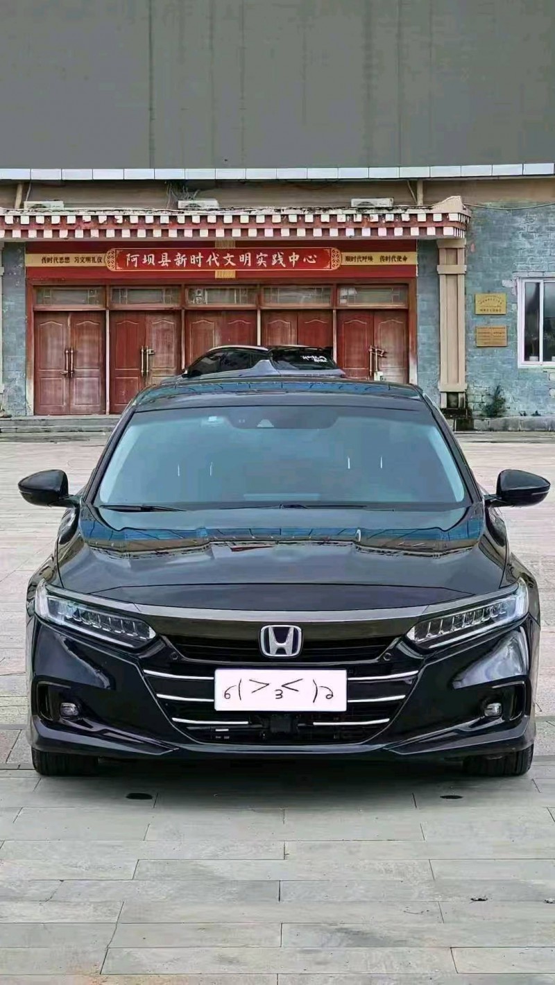 成都22年本田雅阁1