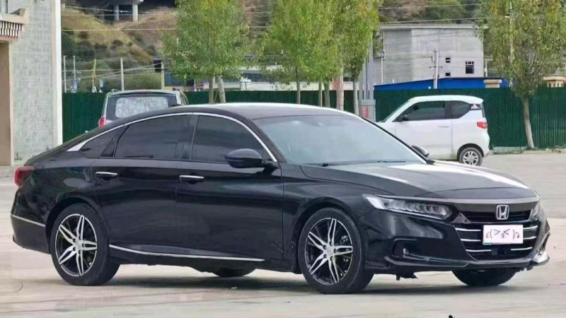 成都22年本田雅阁3