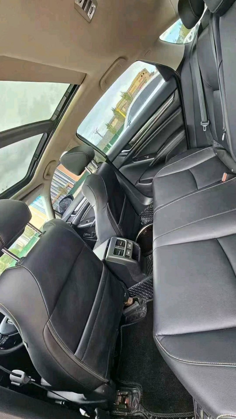 成都22年本田雅阁8