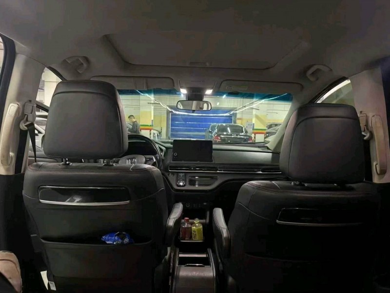 重庆22年本田艾力绅5