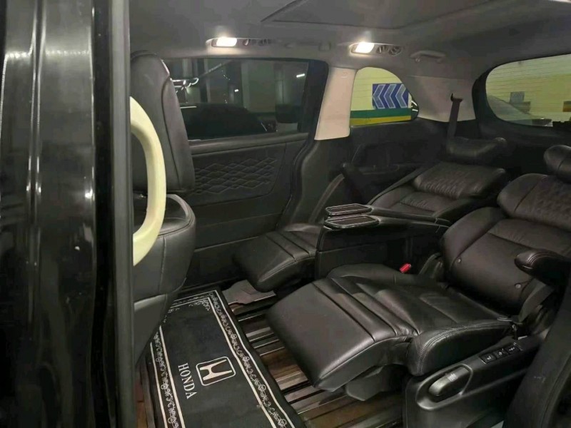 重庆22年本田艾力绅6