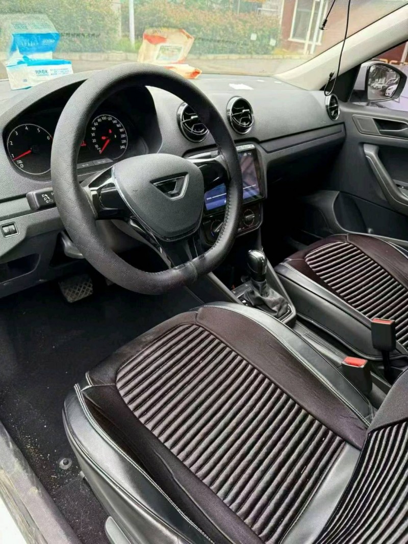 襄阳23年大众捷达5