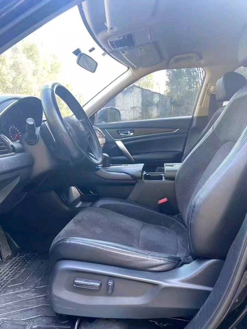 广州17年本田冠道3