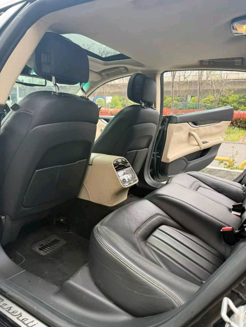 襄阳14年玛莎拉蒂总裁7