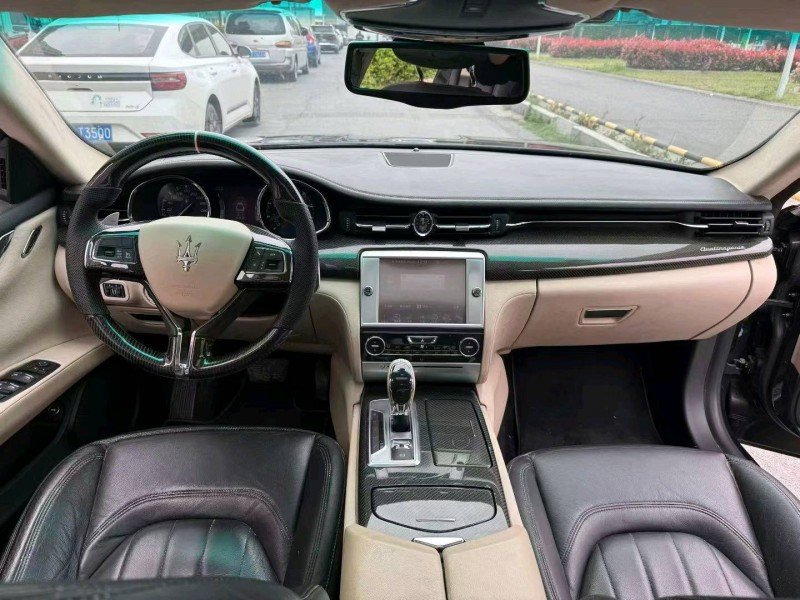 襄阳14年玛莎拉蒂总裁8