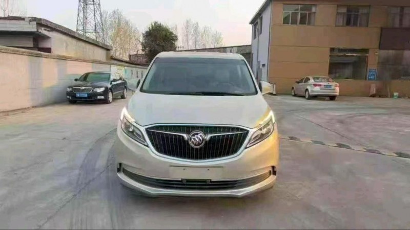 济南20年别克GL81