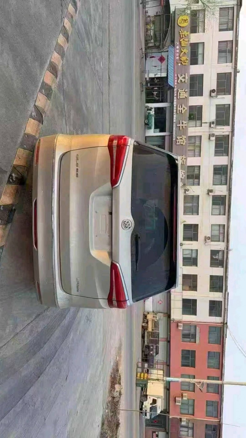 济南20年别克GL83