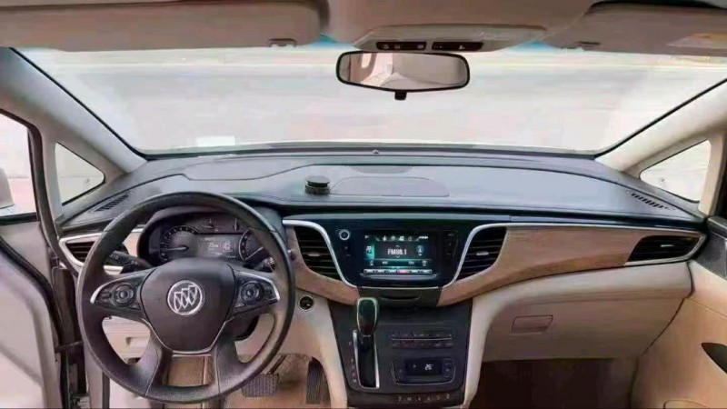 济南20年别克GL85