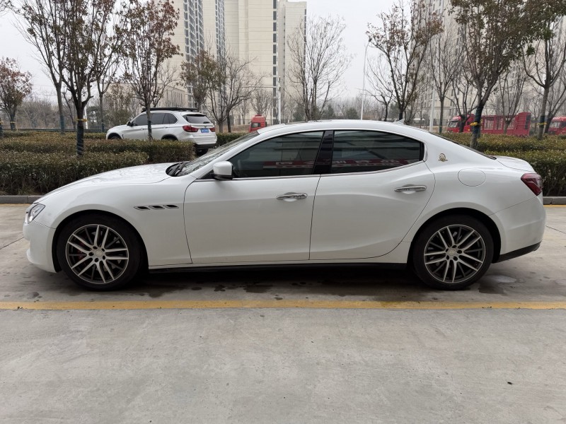 济宁15年玛莎拉蒂Ghibli9