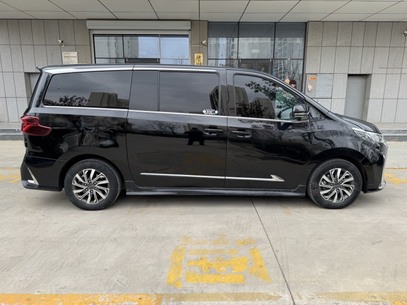 济宁22年大通G209