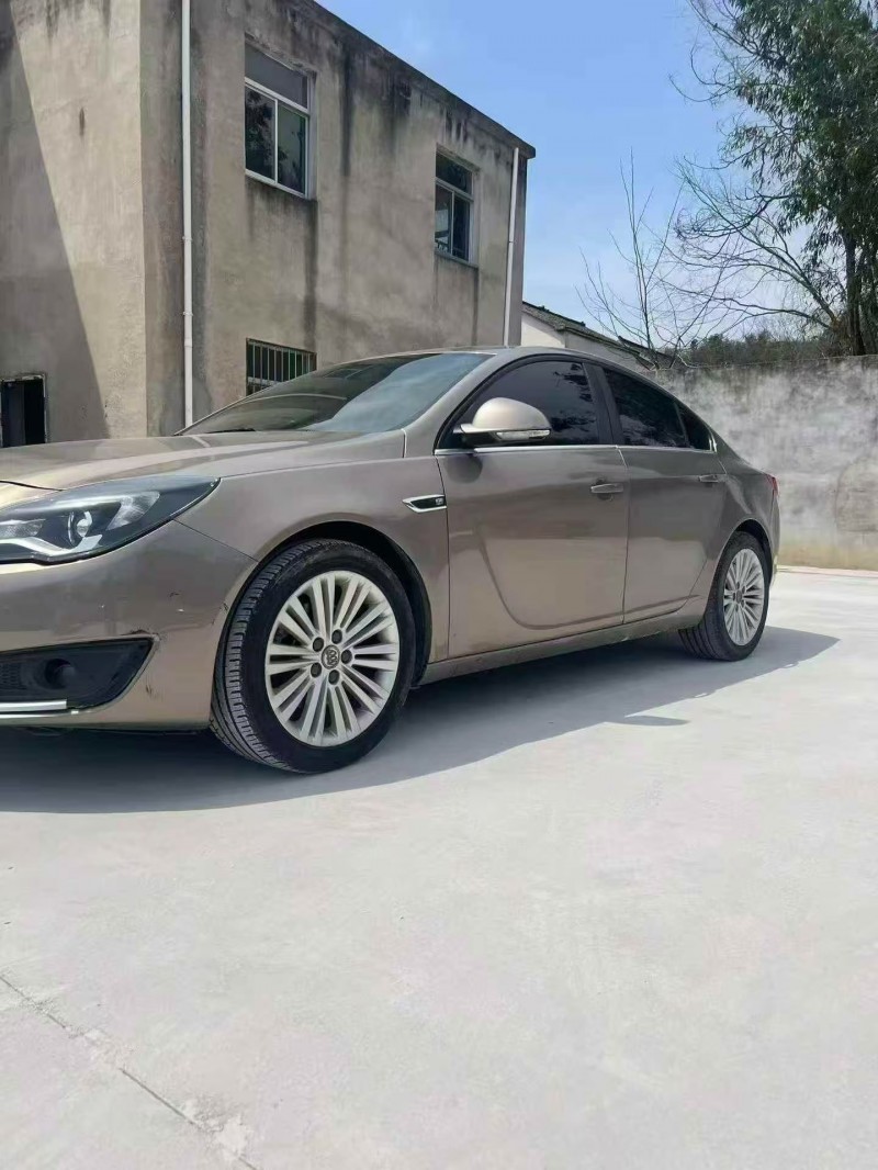 晋中16年别克君威2