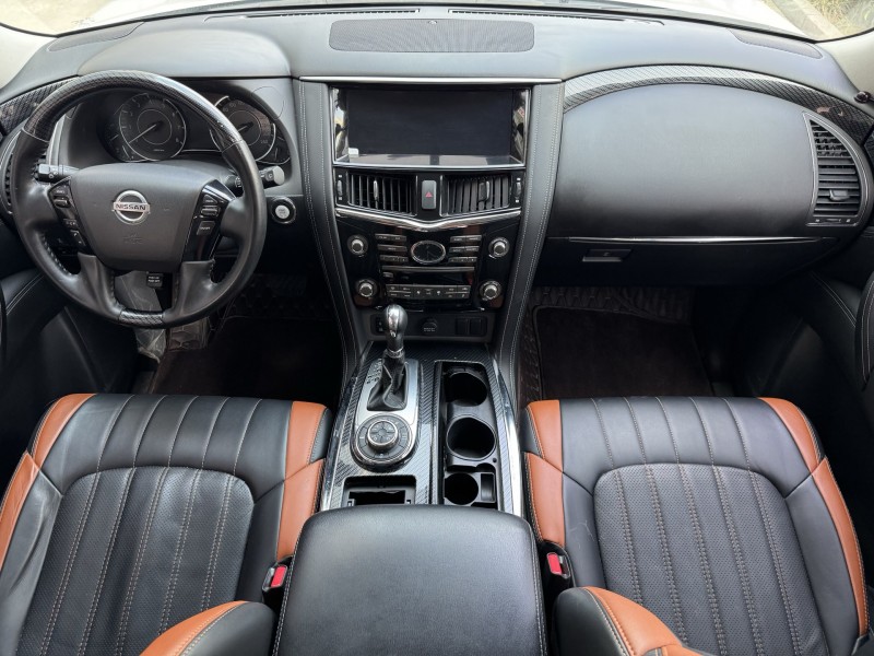 济宁20年日产途乐7