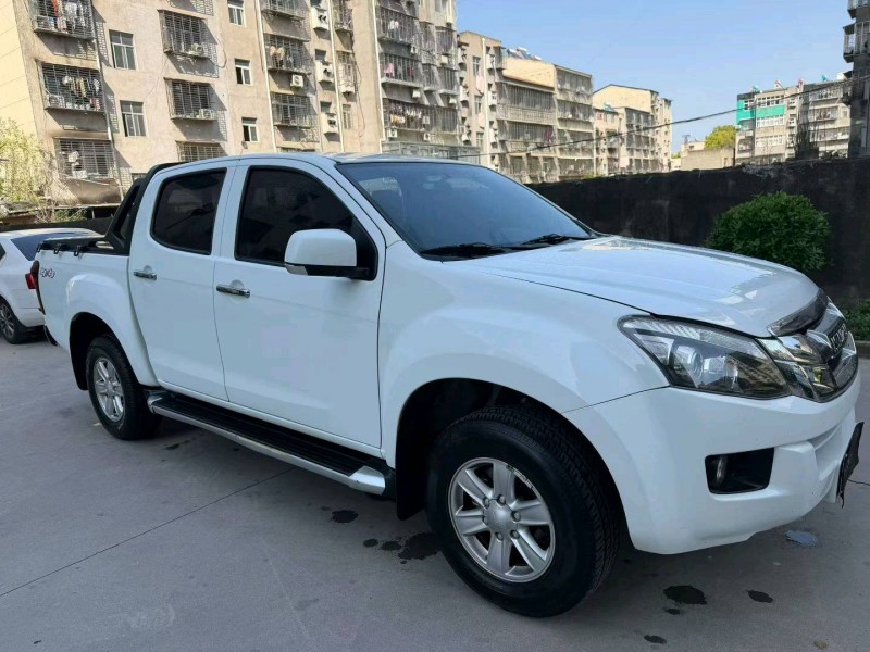 襄阳23年五十铃D-MAX3