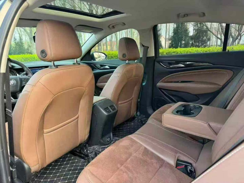 滨州22年别克君威6