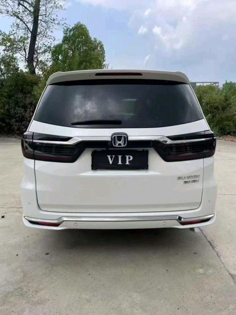 襄阳22年本田艾力绅8