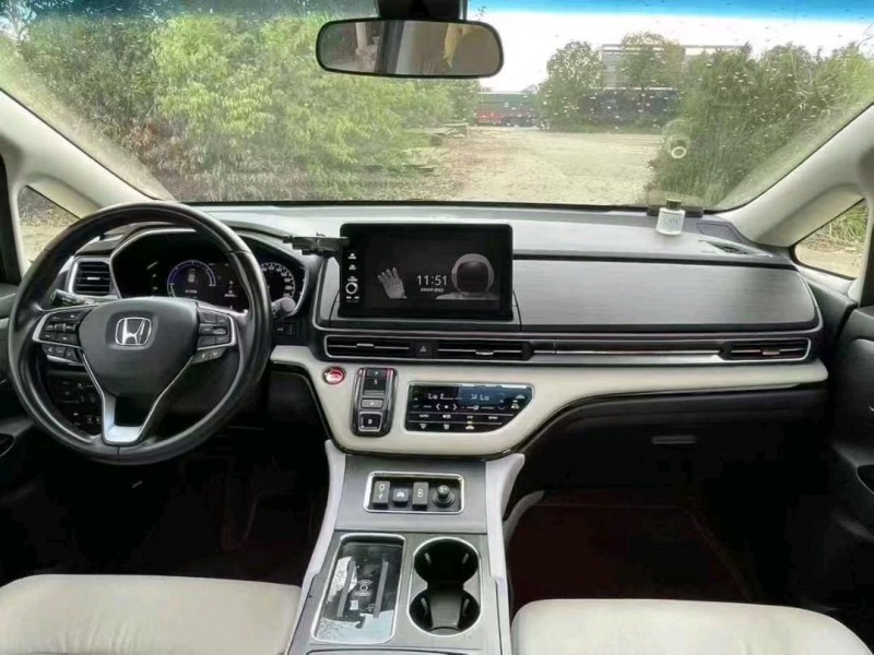 襄阳22年本田艾力绅9