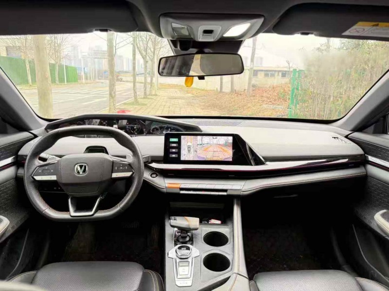 三明22年长安汽车UNI6