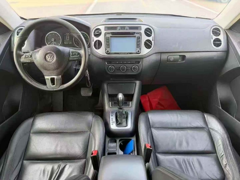 东营13年大众途观6