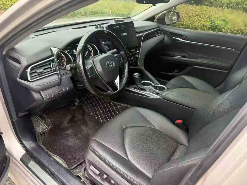 邵阳21年丰田凯美瑞5