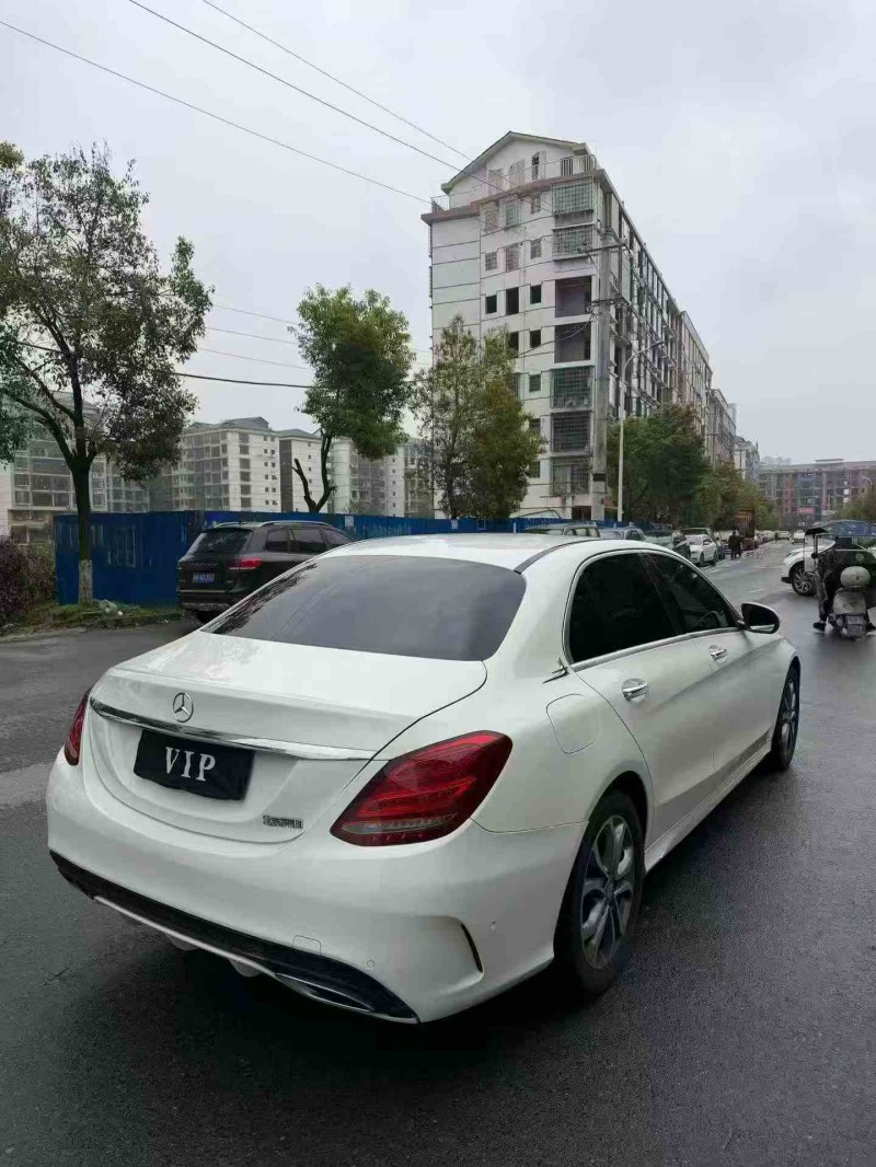 岳阳17年奔驰C7