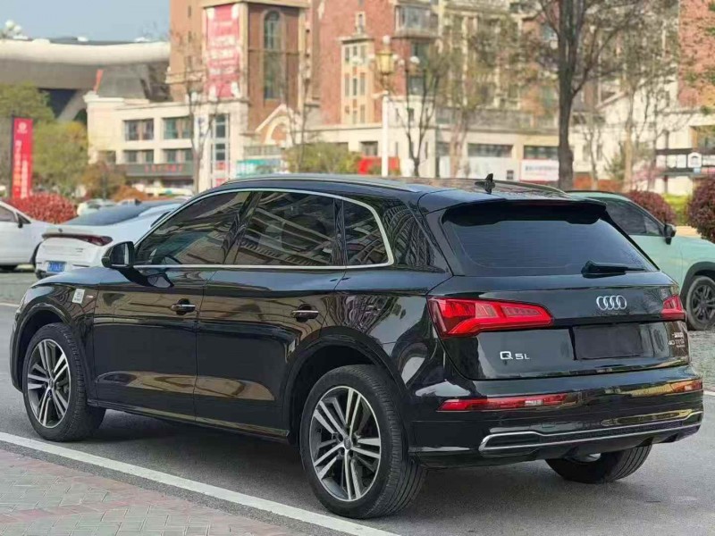 枣庄20年奥迪Q56