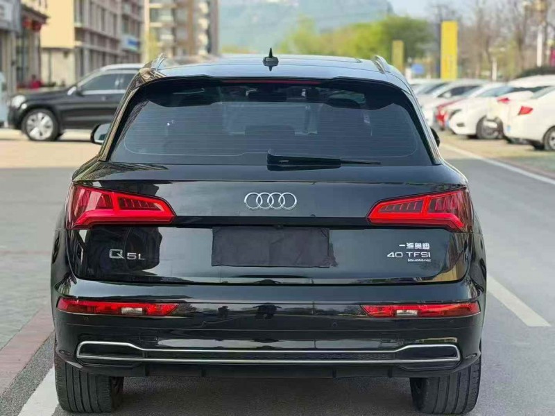 枣庄20年奥迪Q57