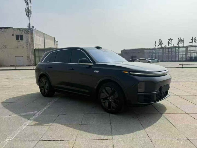 东营23年理想L72