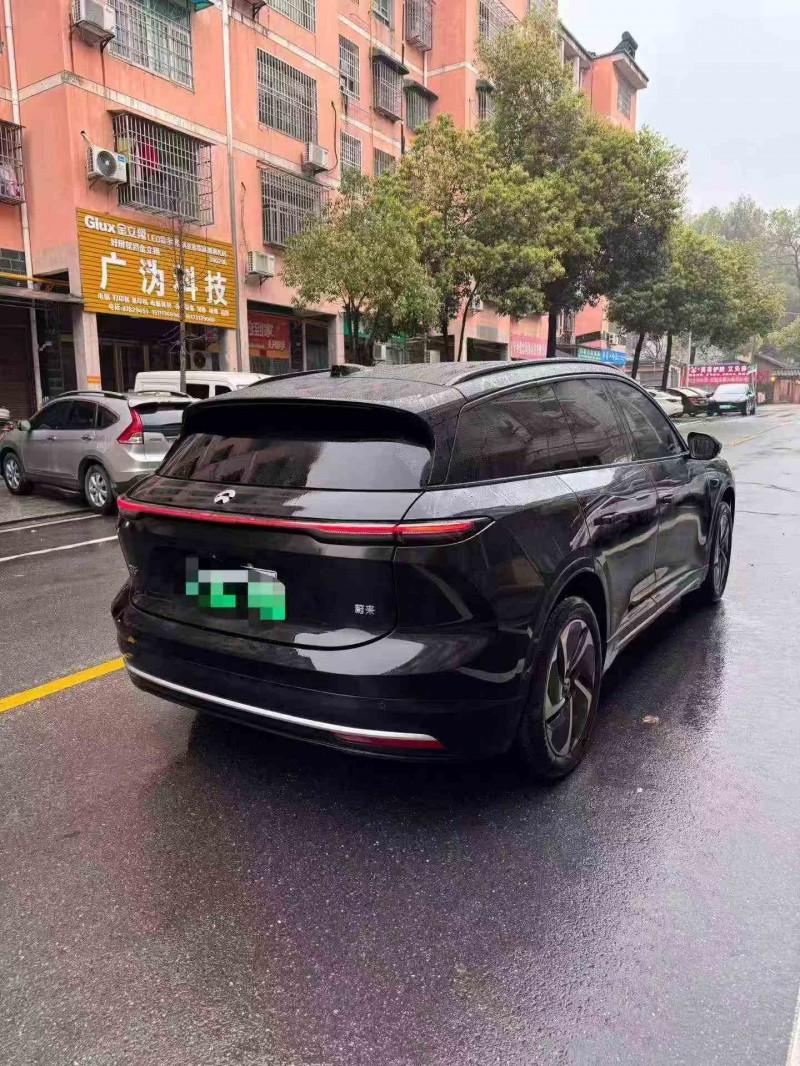 邵阳25年蔚来ES68
