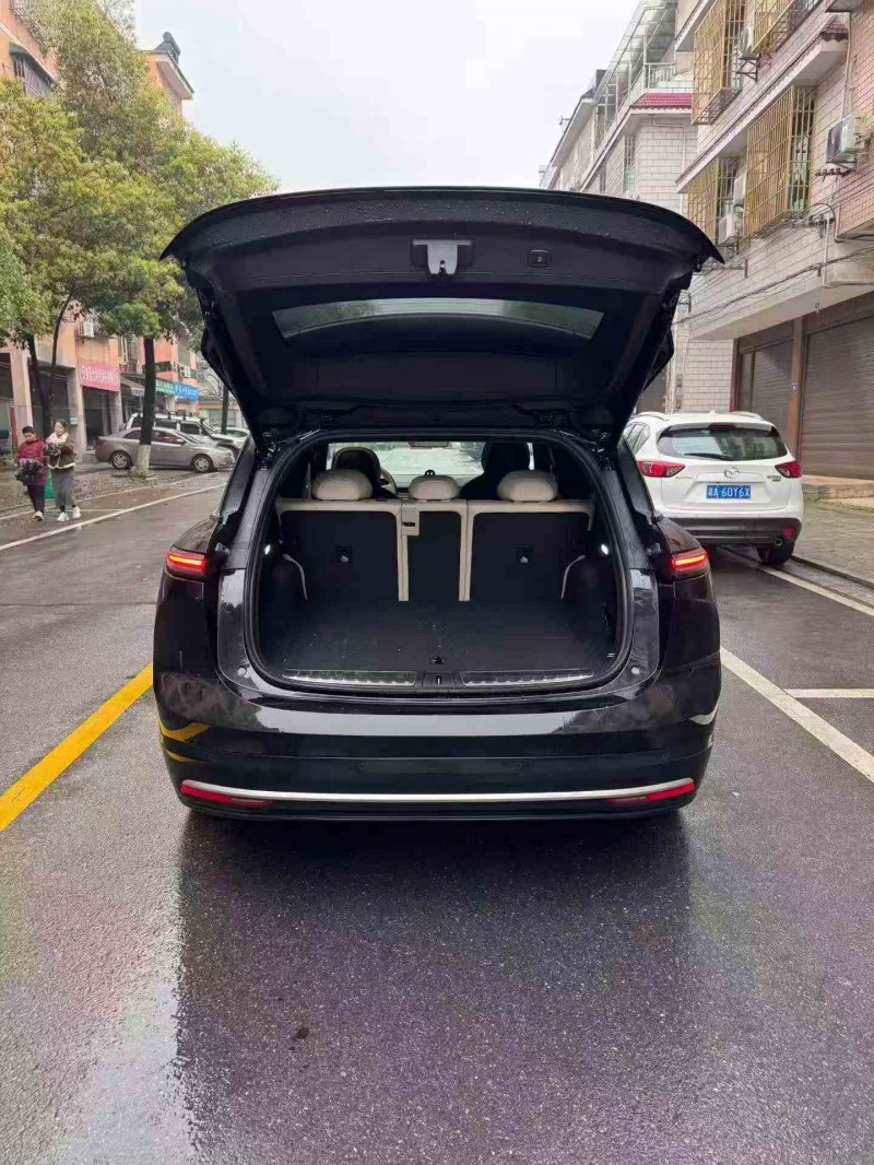 邵阳25年蔚来ES69