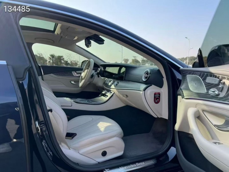 苏州21年奔驰CLS8