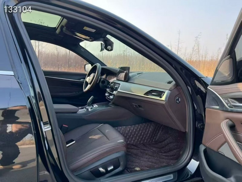 南通23年宝马5系8