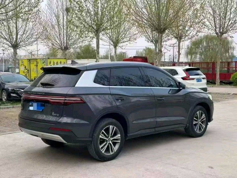 济宁21年比亚迪宋7