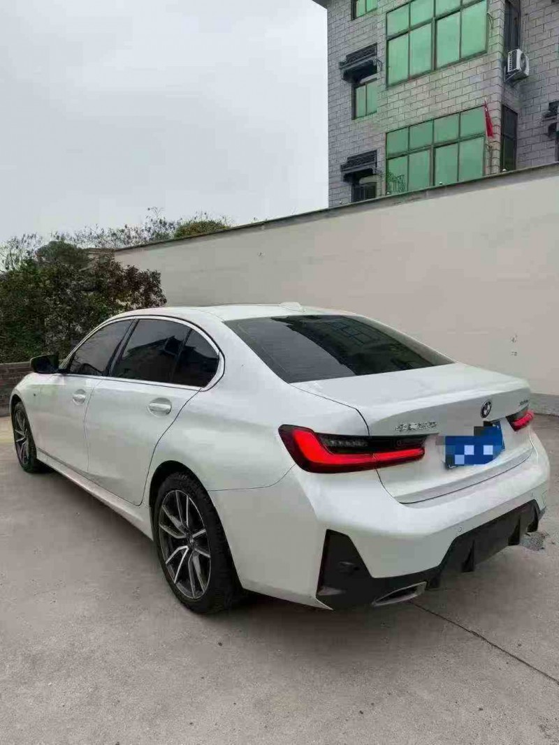 苏州23年宝马3系8