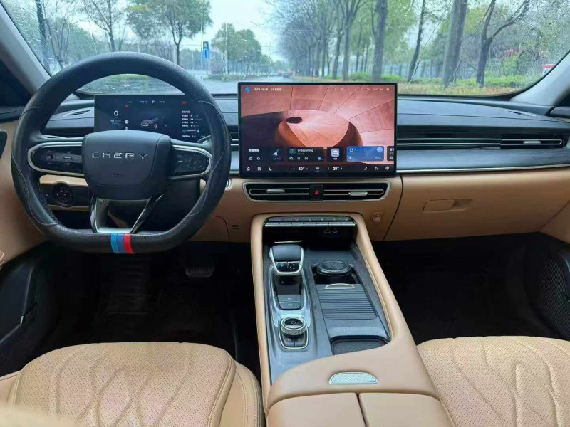 娄底25年奇瑞艾瑞泽6