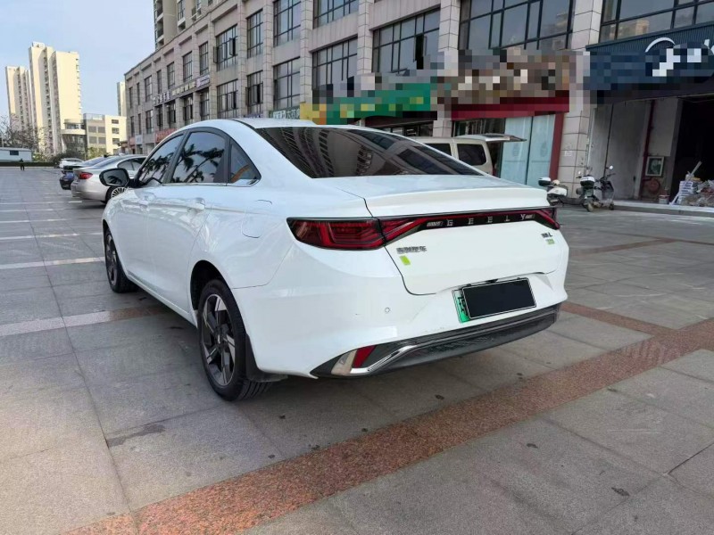 海口23年吉利帝豪7