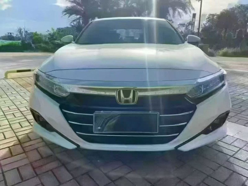 海口23年本田雅阁1